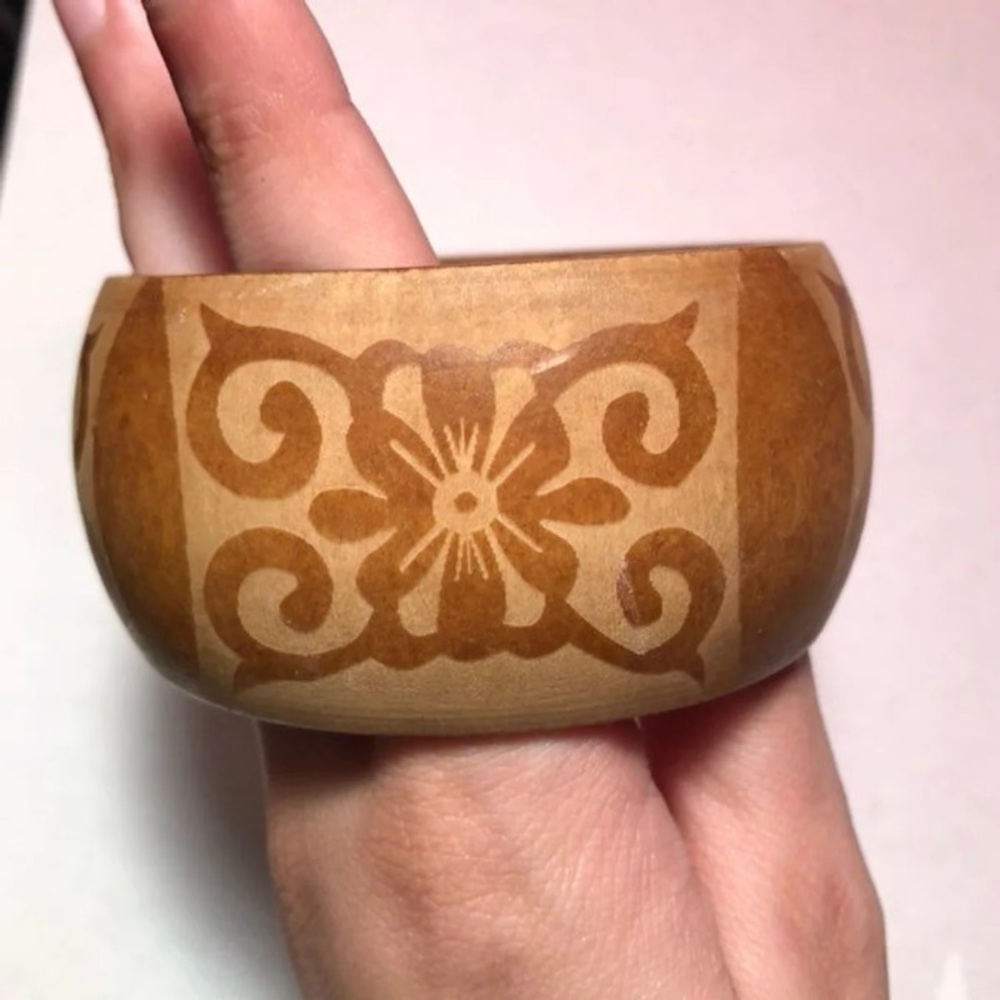 Wooden Bangle - Picture 2 of 4